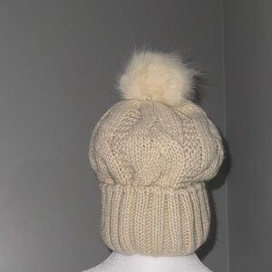 H&M Cream Knit Pom-Pom Hat
